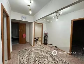 81.5 м², 4-комнатная квартира, этаж 3 из 3, 82 м², изображение - 5