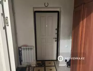 4-комнатный дом, 8 соток, 240 м²