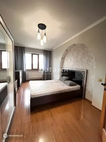 4-комнатная квартира, этаж 6 из 9, 90 м²