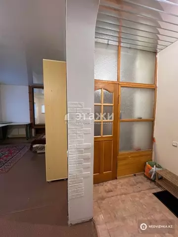 1-комнатная квартира, этаж 1 из 5, 40 м²