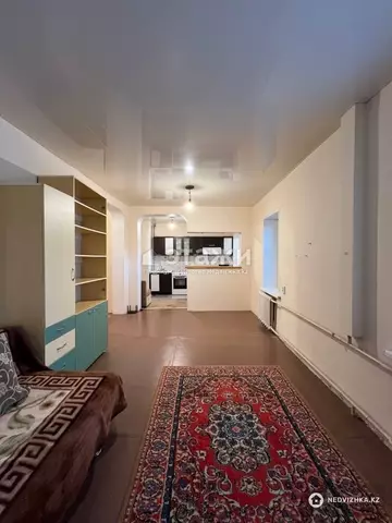 1-комнатная квартира, этаж 1 из 5, 40 м²