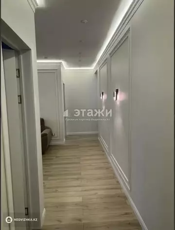 3-комнатная квартира, этаж 4 из 9, 90 м²