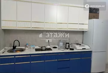 1-комнатная квартира, этаж 3 из 12, 42 м²