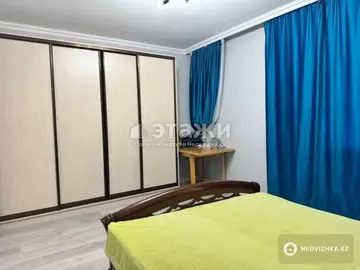 2-комнатная квартира, этаж 3 из 6, 65 м²