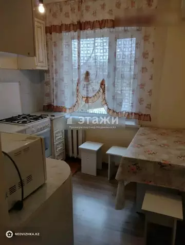 2-комнатная квартира, этаж 2 из 5, 40 м²