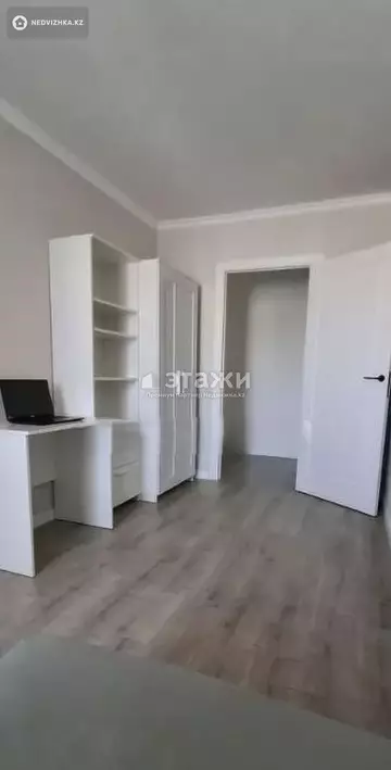 2-комнатная квартира, этаж 3 из 5, 59 м²
