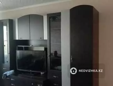 1-комнатная квартира, этаж 4 из 5, 30 м²