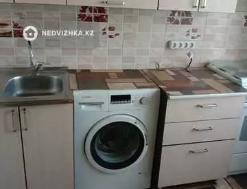 1-комнатная квартира, этаж 4 из 5, 30 м²