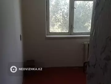 1-комнатная квартира, этаж 3 из 5, 30 м²