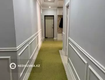 4-комнатная квартира, этаж 1 из 5, 114 м²