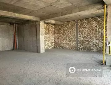 3-комнатная квартира, этаж 8 из 11, 100 м²