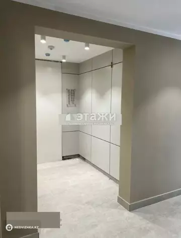 1-комнатная квартира, этаж 4 из 12, 34 м²
