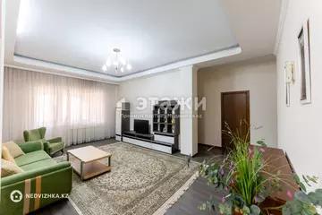 3-комнатная квартира, этаж 7 из 7, 112 м²