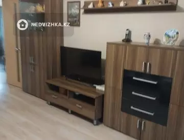 3-комнатная квартира, этаж 3 из 3, 70 м²