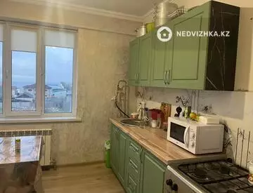 2-комнатная квартира, этаж 3 из 3, 49 м²