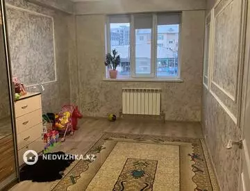 2-комнатная квартира, этаж 3 из 3, 49 м²