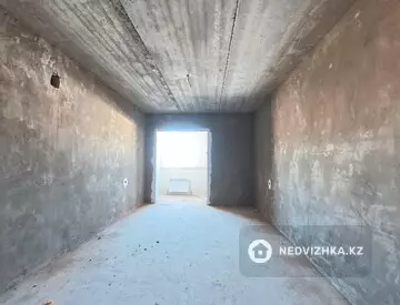 1-комнатная квартира, этаж 3 из 5, 34 м²