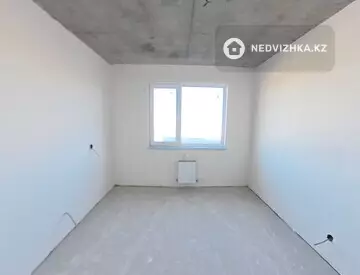 1-комнатная квартира, этаж 9 из 16, 38 м²