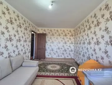 1-комнатная квартира, этаж 4 из 5, 30 м²