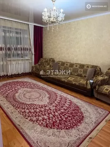 2-комнатная квартира, этаж 4 из 10, 67 м²
