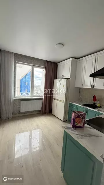 2-комнатная квартира, этаж 22 из 24, 60 м²