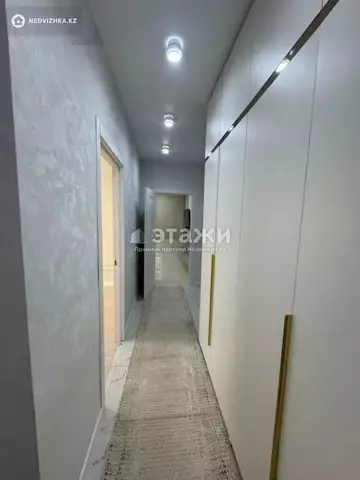 2-комнатная квартира, этаж 1 из 9, 61 м²