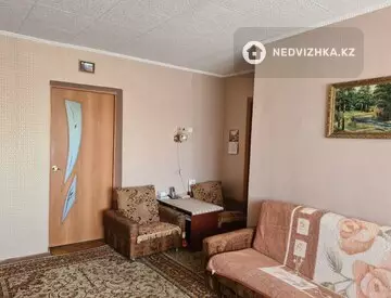 3-комнатная квартира, этаж 6 из 9, 60 м²