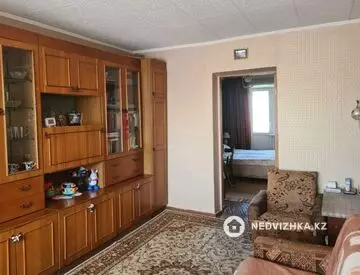 3-комнатная квартира, этаж 6 из 9, 60 м²