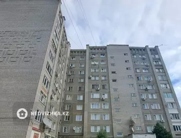 3-комнатная квартира, этаж 10 из 10, 62 м²