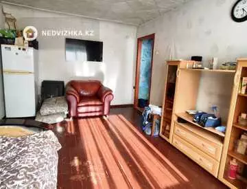 2-комнатная квартира, этаж 2 из 2, 40 м²