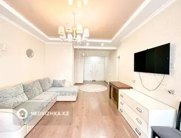 4-комнатная квартира, этаж 3 из 17, 97 м²