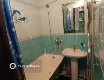 50.4 м², 2-комнатная квартира, этаж 3 из 5, 50 м², изображение - 9