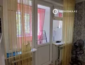 2-комнатная квартира, этаж 3 из 5, 50 м²