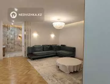 5-комнатная квартира, этаж 3 из 7, 121 м²