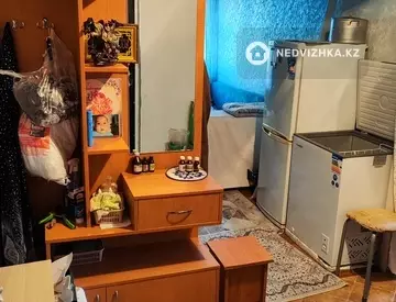 2-комнатная квартира, этаж 3 из 4, 42 м²