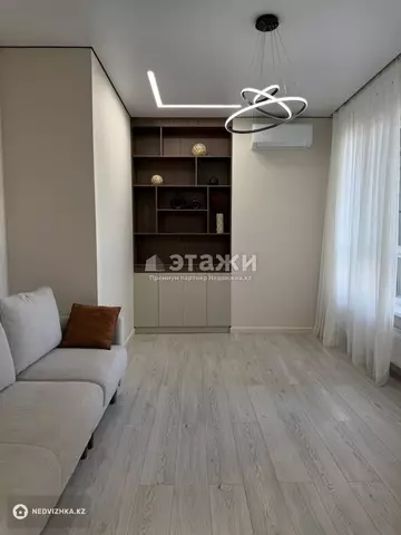 3-комнатная квартира, этаж 6 из 9, 82 м²