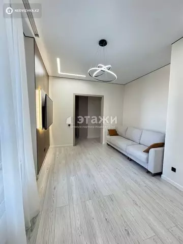 3-комнатная квартира, этаж 6 из 9, 82 м²