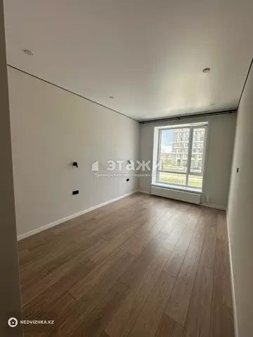 3-комнатная квартира, этаж 2 из 12, 91 м²