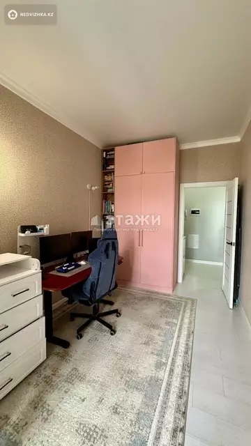 3-комнатная квартира, этаж 6 из 10, 63 м²