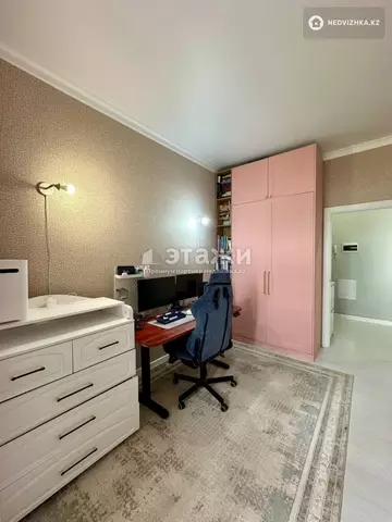 3-комнатная квартира, этаж 6 из 10, 63 м²