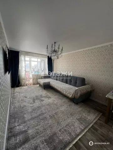 2-комнатная квартира, этаж 9 из 9, 57 м²