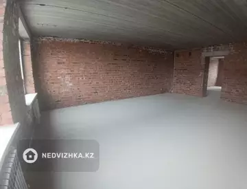 2-комнатная квартира, этаж 5 из 7, 67 м²