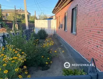 4-комнатный дом, 6 соток, 75 м²