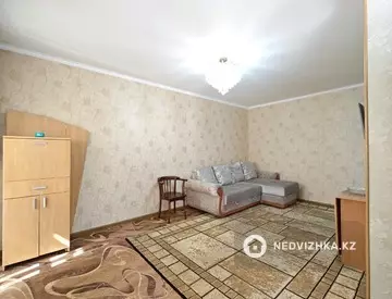 3-комнатная квартира, этаж 3 из 5, 62 м²