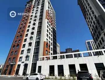 3-комнатная квартира, этаж 2 из 17, 87 м²