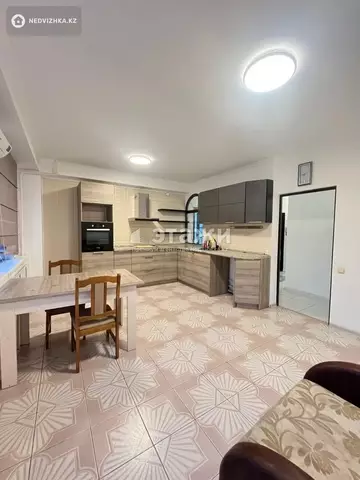 3-комнатная квартира, этаж 6 из 12, 87 м²