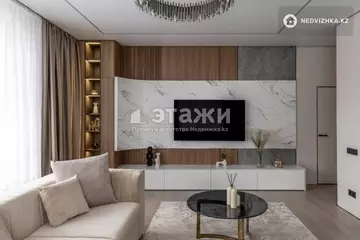 3-комнатная квартира, этаж 4 из 21, 125 м², на длительный срок