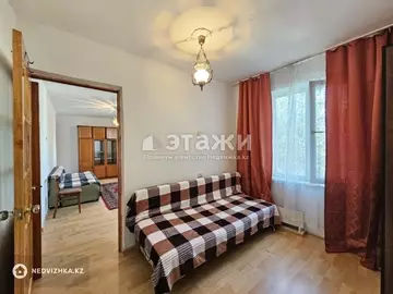 3-комнатная квартира, этаж 1 из 5, 75 м², на длительный срок