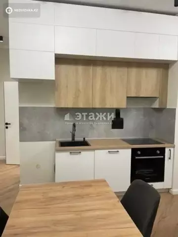 2-комнатная квартира, этаж 3 из 20, 57 м², на длительный срок
