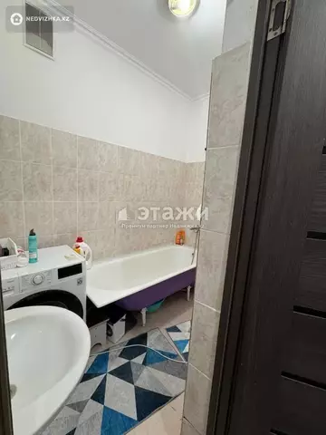 1-комнатная квартира, этаж 10 из 13, 42 м²